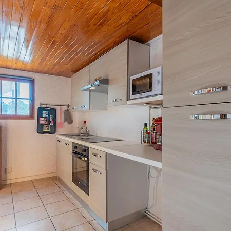 Duplex En Tennis Piscine Apartment